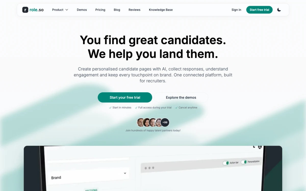 Role.so in English, showing its candidate page editor